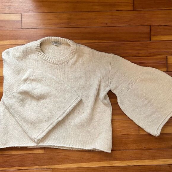 Zara Cream Bell Sleeve Chunky Sweater - Picture 2 of 5